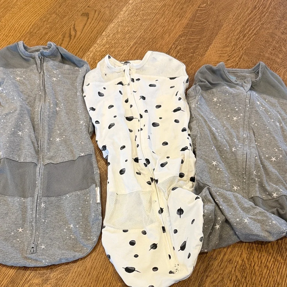 Pack of Baby Sleep Sacks in Gray Star and White Dot Prints - Picture 1 of 1
